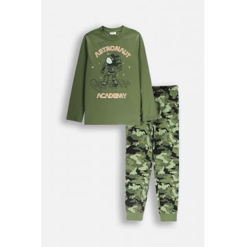 Coccodrillo pijamale de bumbac pentru copii culoarea verde, modelator, PYJAMAS Coccodrillo pijamale de bumbac pentru copii culoarea verde, modelator, PYJAMAS