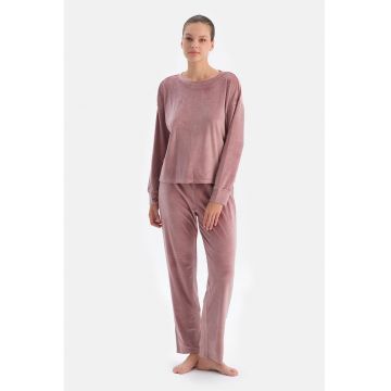 Pijama uni cu maneci lungi