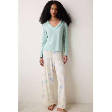 Bluza de pijama striata cu aplicatii florale