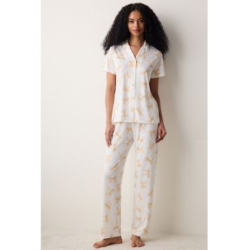 Pijama cu imprimeu si revere decupate