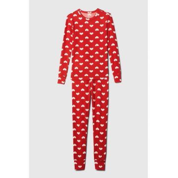 Pijama cu model cu inimi