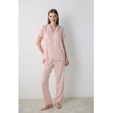 Pijama cu model si decolteu in V