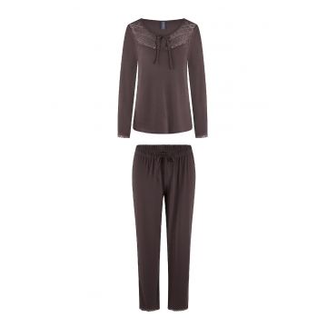 Pijama cu pantaloni lungi si insertii de dantela