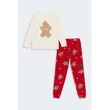 Pijama cu pantaloni lungi si model