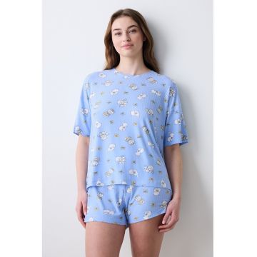 Pantaloni scurti de pijama cu model texturat si imprimeu grafic