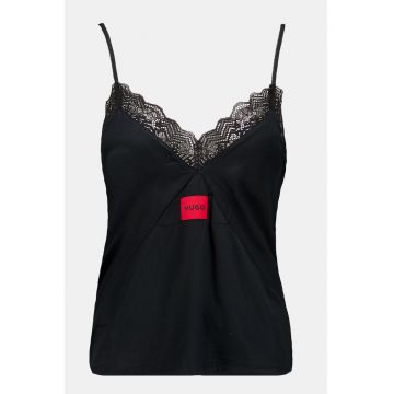 Top de pijama cu garnitura de dantela