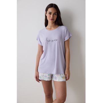 Bluza lejera de pijama cu model text