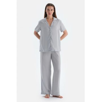Pantaloni lungi de pijama cu snururi