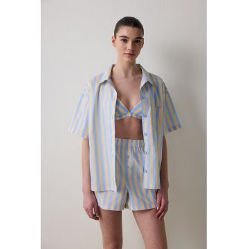 Pijama cu nasturi si model in dungi