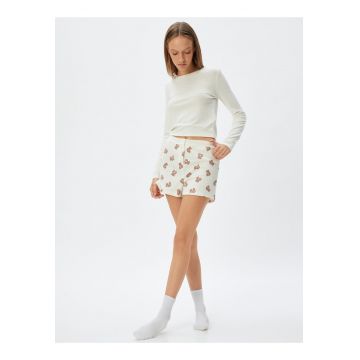 Pijama cu pantaloni scurti cu model si urs si nasturi
