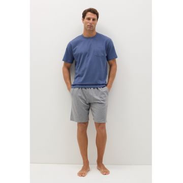 Pijama cu pantaloni scurti si buzunar pe piept