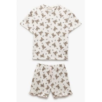 Pijama cu pantaloni scurti si model cu ursulet