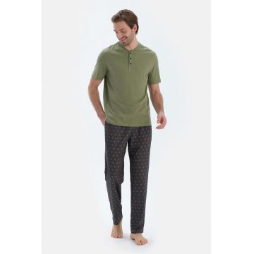Pijama din bumbac si modal cu fenta cu nasturi