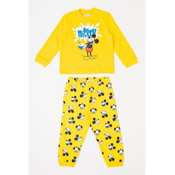 Pijama lunga cu model cu desene animate