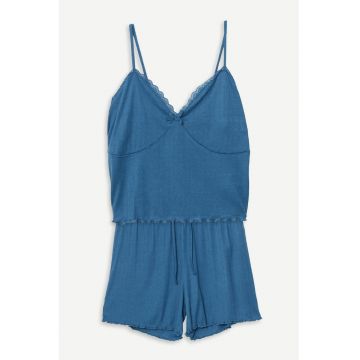 Pijama scurta cu insertii din dantela