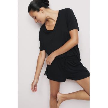 Pantaloni scurti de pijama cu insertii de dantela