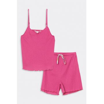 Pijama cu decolteu in V si pantaloni scurti