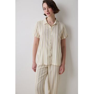 Pijama cu model in dungi