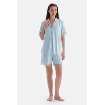 Pijama uni cu nasturi