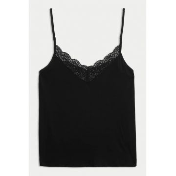 Top de pijama cu dantela