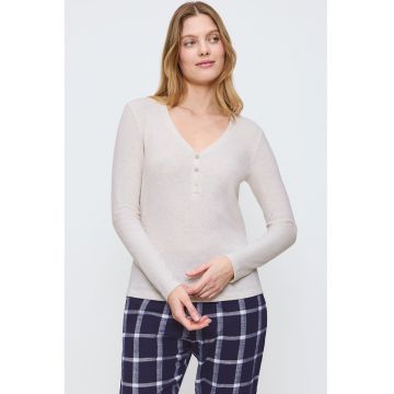 Bluza de pijama cu decolteu in V si fenta cu nasturi