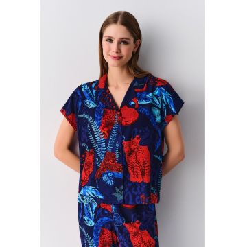 Pijama cu maneci scurte si imprimeu grafic