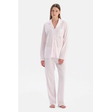 Pijama cu nasturi si maneci lungi