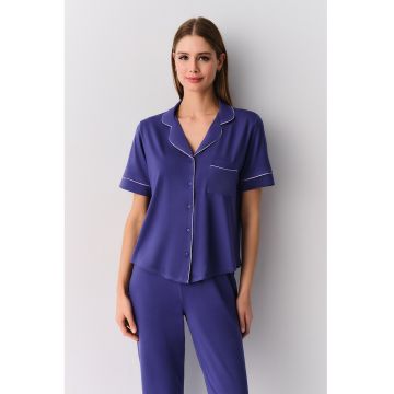 Pijama cu vipusca contrastanta