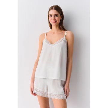 Pijama scurta cu garnituri de dantela