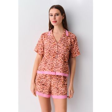 Pijama scurta cu model si detalii contrastante