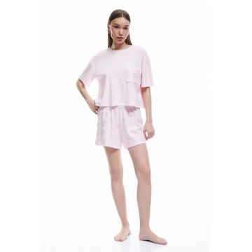 Pijama scurta lejera cu buzunar pe piept