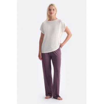 Tricou lejer cu model uni