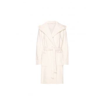 Halat dama  Cairo - alb crem - poliester - maneca lunga - 2 buzunare