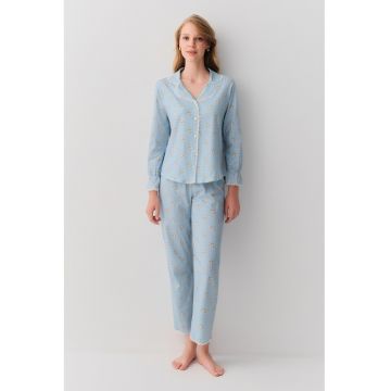 Pijama cu nasturi si model floral