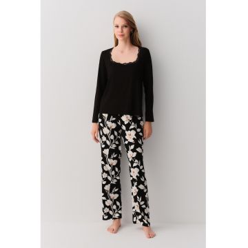 Pijama cu pantaloni cu model floral