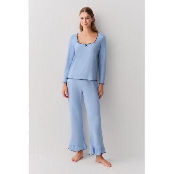 Pijama cu pantaloni lungi si margini valurite