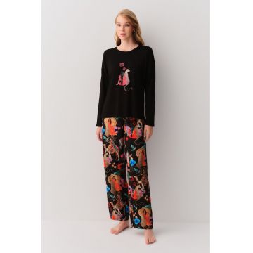 Pijama lejera cu imprimeu grafic