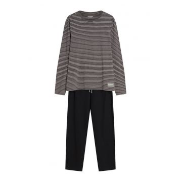 Pijamale confortabile si elegante pentru barbati - intr-o culoare eleganta negru-gri - New