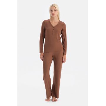 Pijama cu model uni si maneci lungi