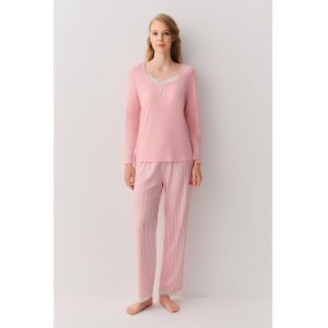 Pijama cu pantaloni cu model in dungi Ella