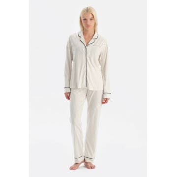 Pijama din bumbac si modal cu model in dungi