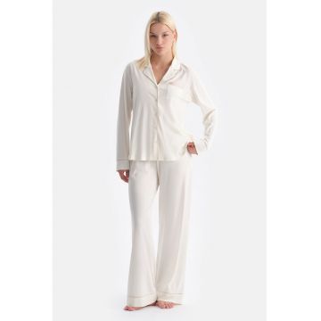 Pijama din bumbac si modal cu model uni