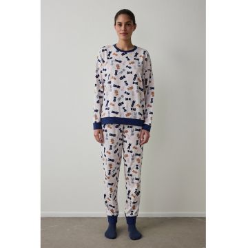 Pijama cu pantaloni lungi si imprimeu