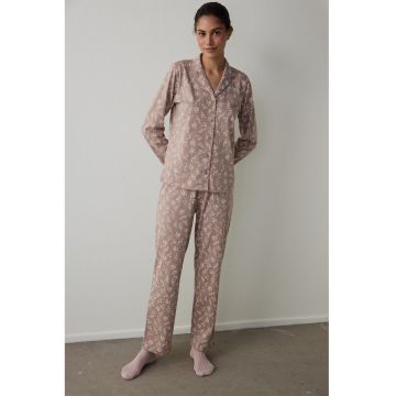 Pijama cu pantaloni lungi si model floral