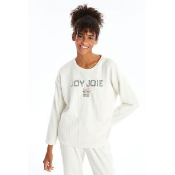 Pijama texturata cu broderii