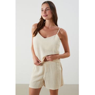 Pijama cu pantaloni scurti si aspect texturat - Bej deschis