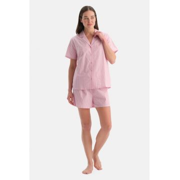 Pijama cu maneci scurte si nasturi - Roz