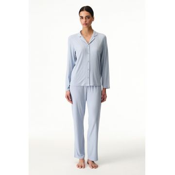 Pijama cu pantaloni lungi - croiala lejera si model uni - Albastru pastel