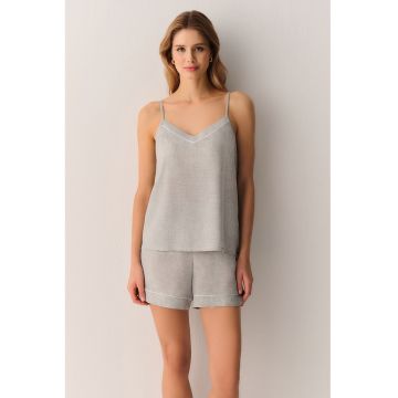 Pijama cu pantaloni scurti si decolteu in V - Gri