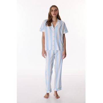 Pijama lunga cu model in dungi - Alb/Albastru deschis
